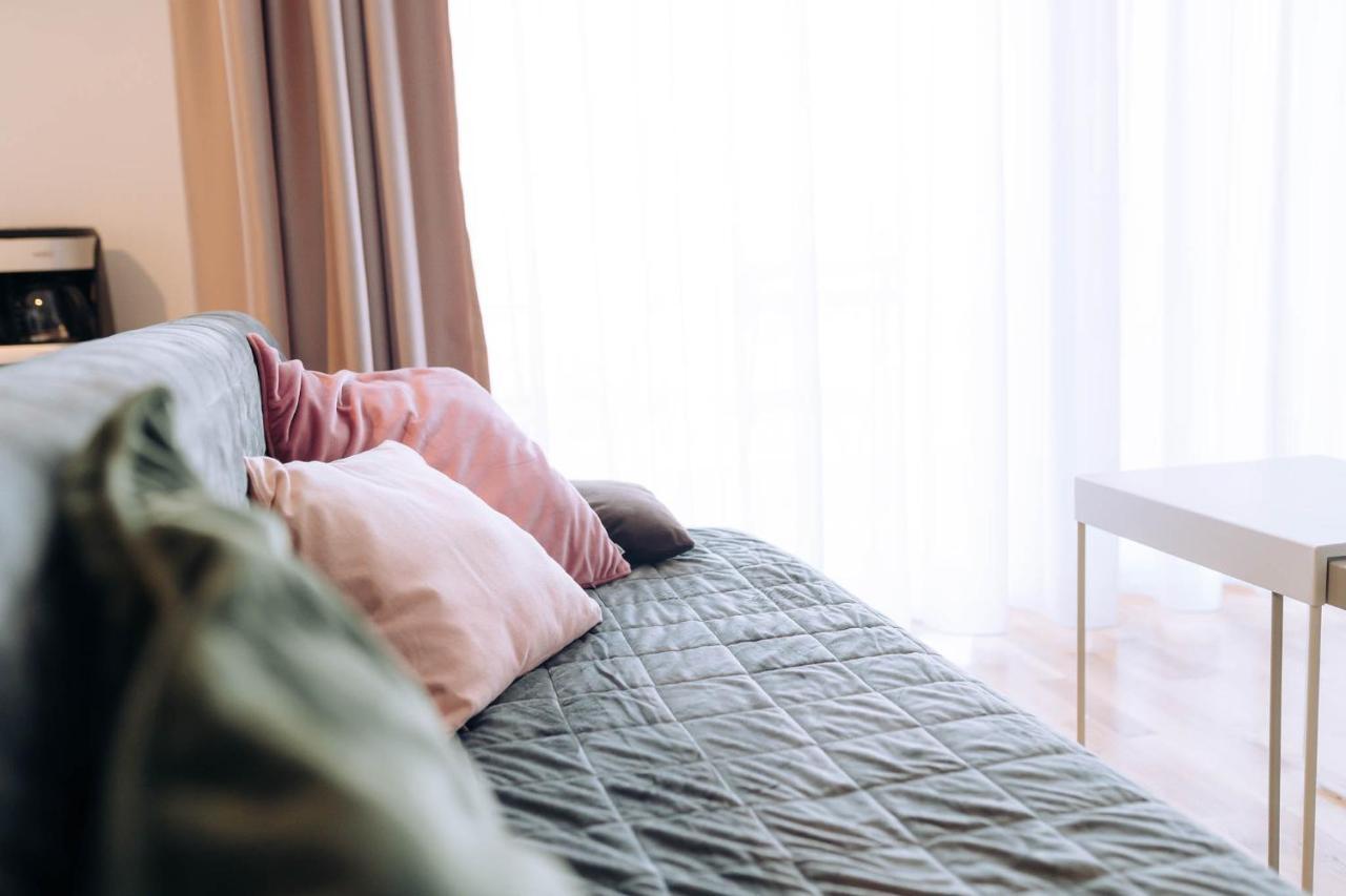 Flamingo Suites Oradea Zewnętrze zdjęcie